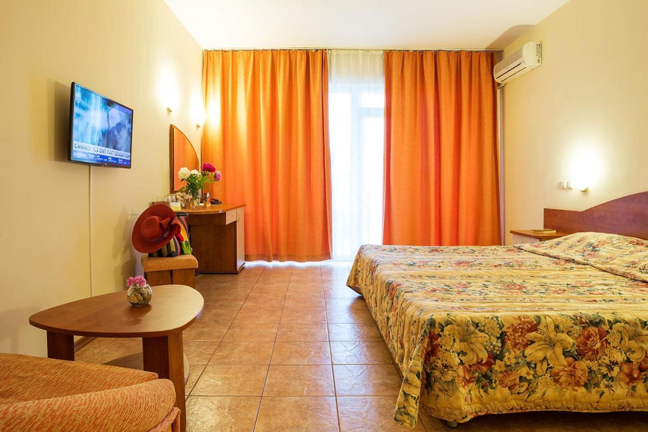 Ljuljak Hotel Altın Kumlar Dış mekan fotoğraf