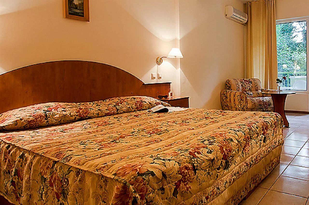 Ljuljak Hotel Altın Kumlar Dış mekan fotoğraf
